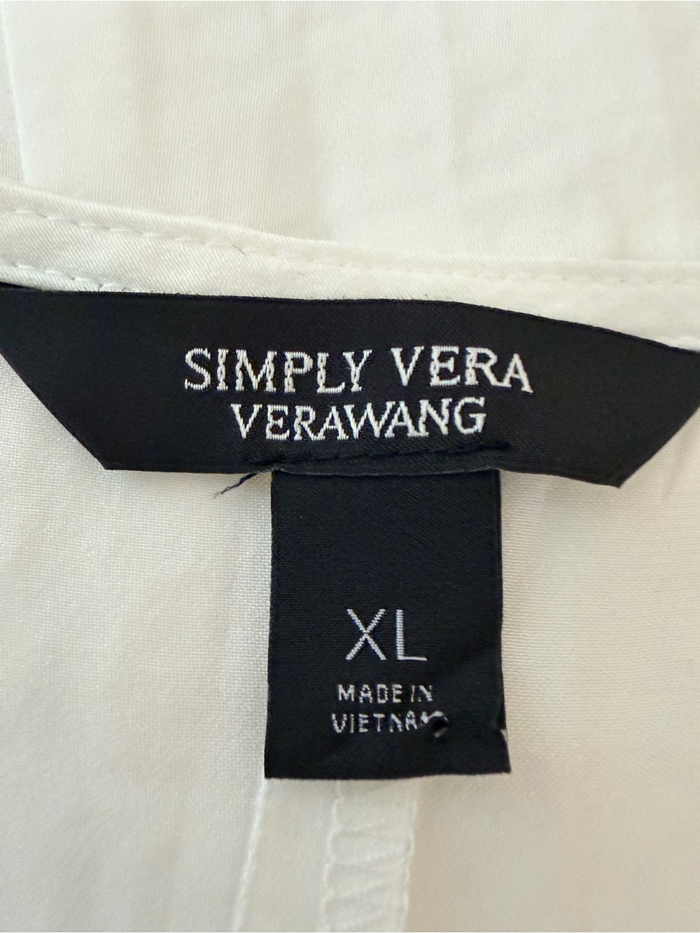 Simply Vera Vera Wang White Layered V-Neck Sleeveless Blouse - Picture 4 of 6
